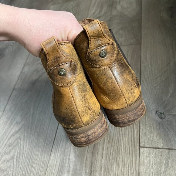 UGG Bonham Chelsea boots size US 8 Brown Distressed Leather EU 39 - Picture 4 of 7